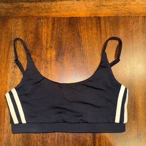 White Fox Women’s Sports Bra Black Size XS
